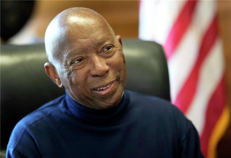 headshot of Houston Mayor Sylvester Turner